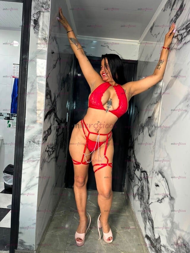 FOTOS DE LUISA HORA UNA CHICA ARDIENTE CON DESEOS SEXUALES DELICIOSOS ORAL RICO