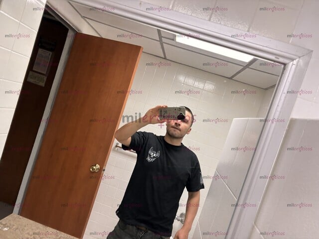 FOTOS DE ERIC MACHO VERDADERO PARA DISFRUTAR HOY MISMO