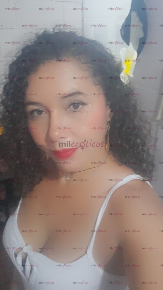 FOTOS DE HERMOSA MADURITA EXPERTA CON PRIMERIZOZ Y ADULTOS