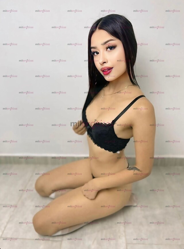 FOTOS DE FLACA MUY CACHONDA, CON GANAS DE SACARTE TODA TU LECHE