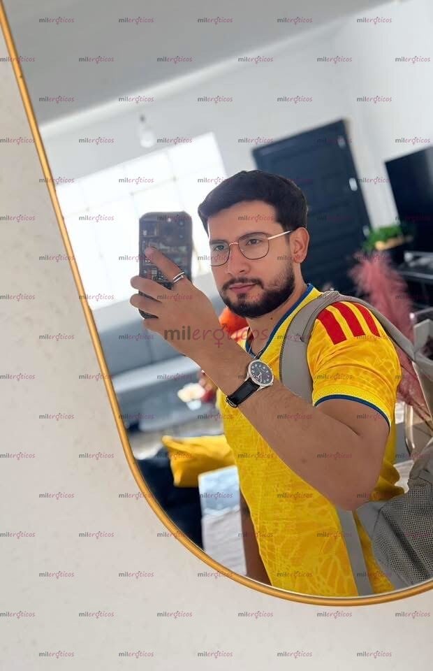 FOTOS DE NUEVO TELÉFONO, PERDÍ EL ANTERIOR, JOVEN COLOMBIANO VELLUDO