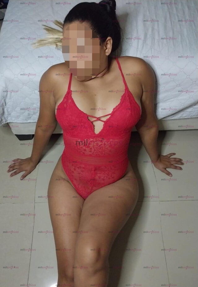 FOTOS DE SOY SHARIT UNA HERMOSA CON FIGURA NATURALES Y SENOS PARÁDITOS