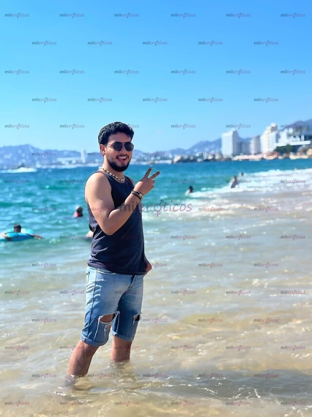 FOTOS DE NUEVO TELÉFONO, PERDÍ EL ANTERIOR, JOVEN COLOMBIANO VELLUDO