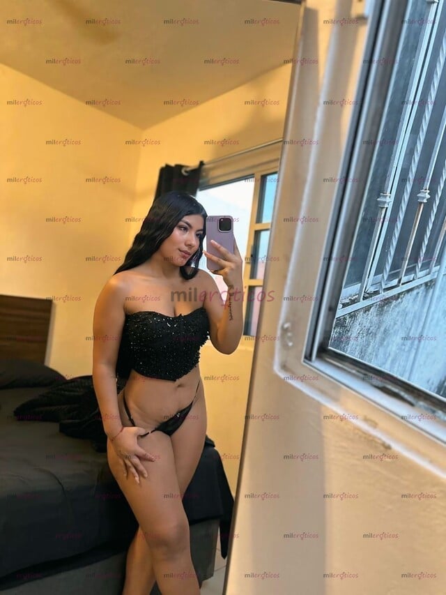 FOTOS DE HOLA AMORES SOY UNA SEXY COLOMBIANA RECIÉN LLEGADA A PLAYA