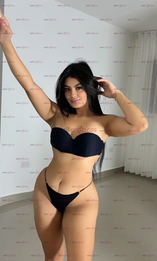 FOTOS DE UNA DIABLITA CON CARITA DE ANGEL!! HERMOSA SAMANTHA 20 AÑITOS GOLOSA !! EXTROVER