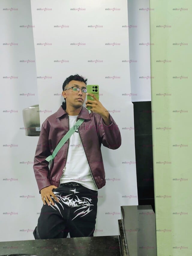 FOTOS DE FLACO VERSÁTIL, DECOMPLICADO Y COMPLACIENTE