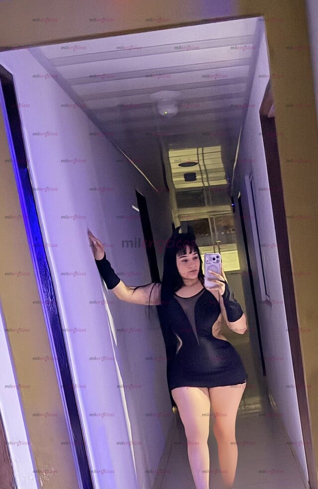 FOTOS DE LLEGO TU SANTA DIABLA, UNA NINFÓMANA EN EL SEXO SIEMPR ANDO ARRECHA QUIERO VERGA