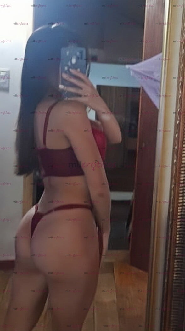 FOTOS DE ¡CULONA NINFÓMANA CON FETICHES Y GANAS DE JUGAR! TENGO 18 AÑOS
