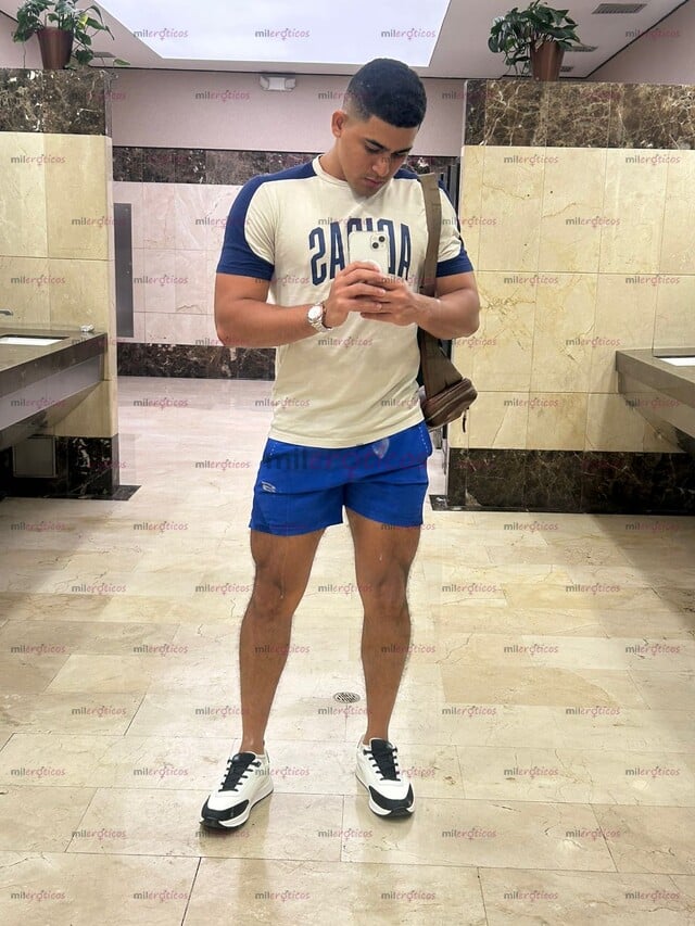 FOTOS DE EN MÉRIDASOLO POR HOY JOVEN HOT Y MUY ARRECHO VEN Y TEN LA MEJOR COGIDA CONMIGO