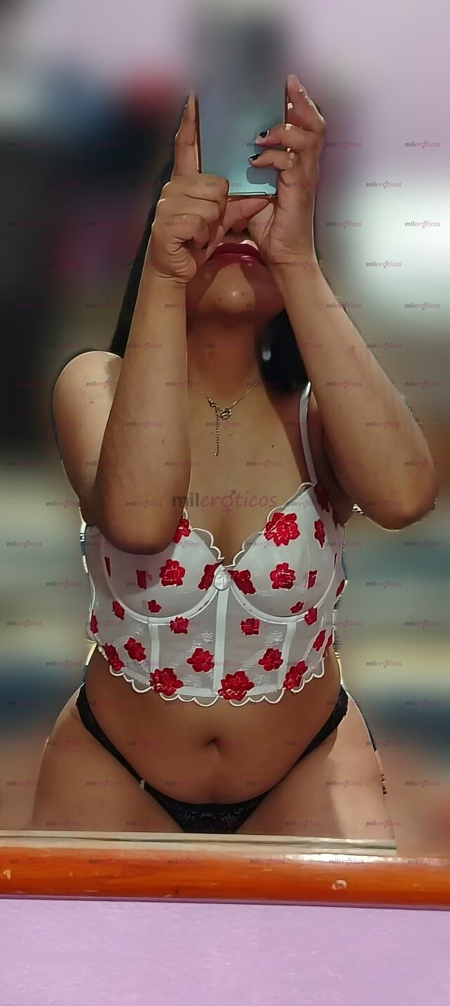 FOTOS DE ANDREA 24 AÑOS $800 FLAQUITA COMPLACIENTE TIERNA Y CARIÑOSA NUEVA EN EL AMBIENTE