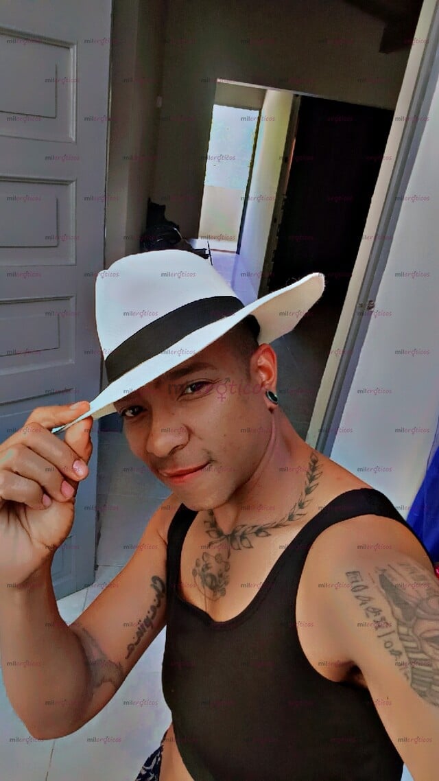 FOTOS DE ELEGANCIA, DISCRECIÓN Y CARISMA EN UNA SOLA PERSONA.