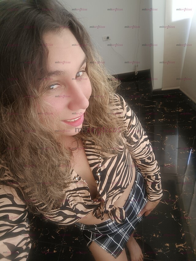 FOTOS DE CHICA CALIENTE MUY COMPLACIENTE DISPUESTA A CUMPLIR TUS FANTASÍAS SOY MUY CALIEN
