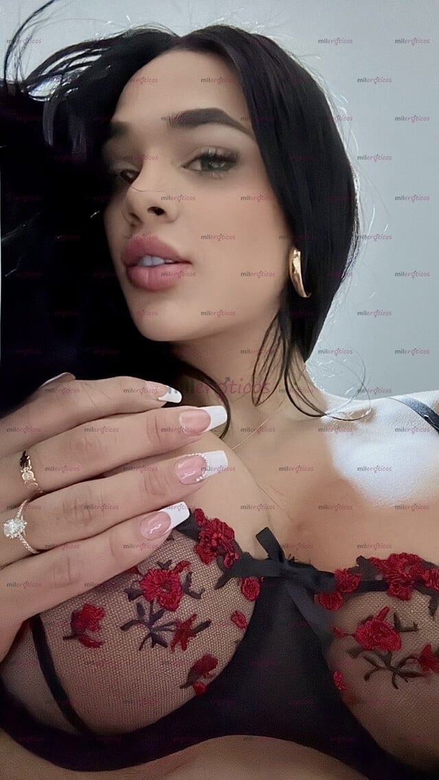 FOTOS DE LA MÁS DOTADA , CULONA, TETONA , LECHERA Y REEFEMENINA