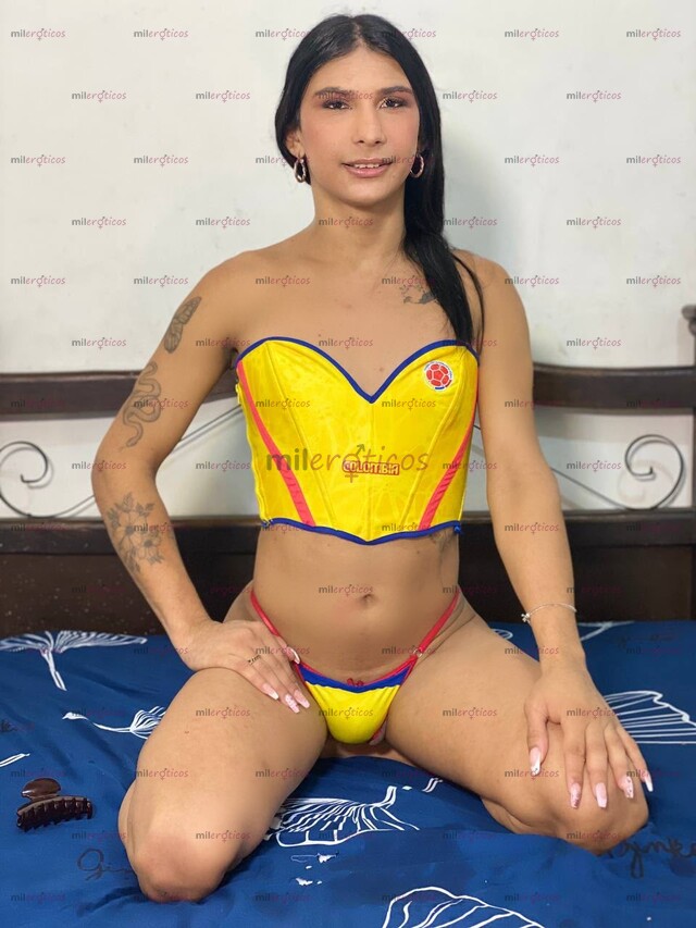 FOTOS DE HOLA SOY CHAROL SOFÍA UNA LINDA TRANS BERGONA Y TRAGONA DE LECHE