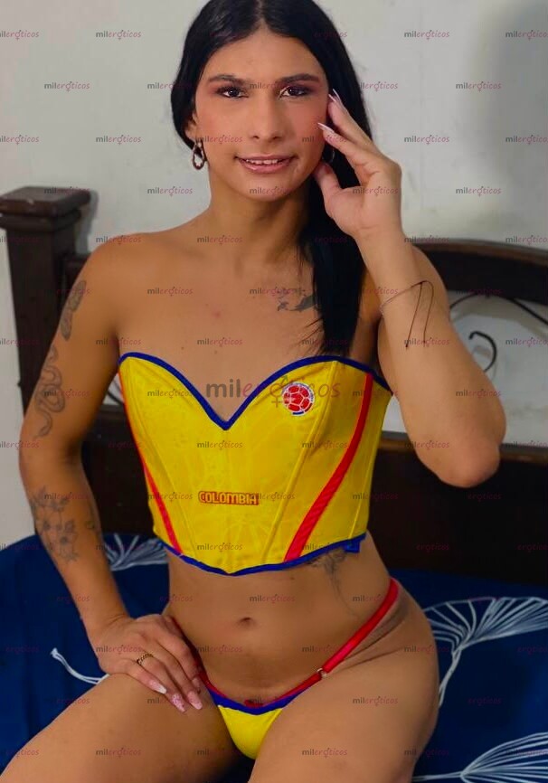 FOTOS DE HOLA SOY CHAROL SOFÍA UNA LINDA TRANS BERGONA Y TRAGONA DE LECHE