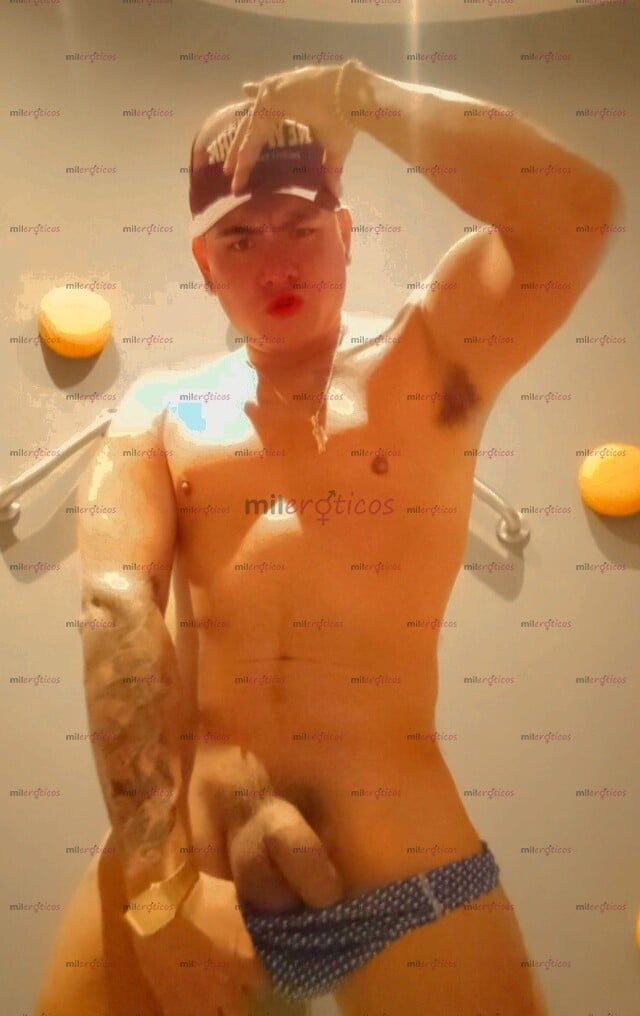 FOTOS DE DISFRUTA DE ESTE RICO CHACALON!!!GOZANDO DE MI RICA Y CALIENTE VERGA DE 20 CM!!!