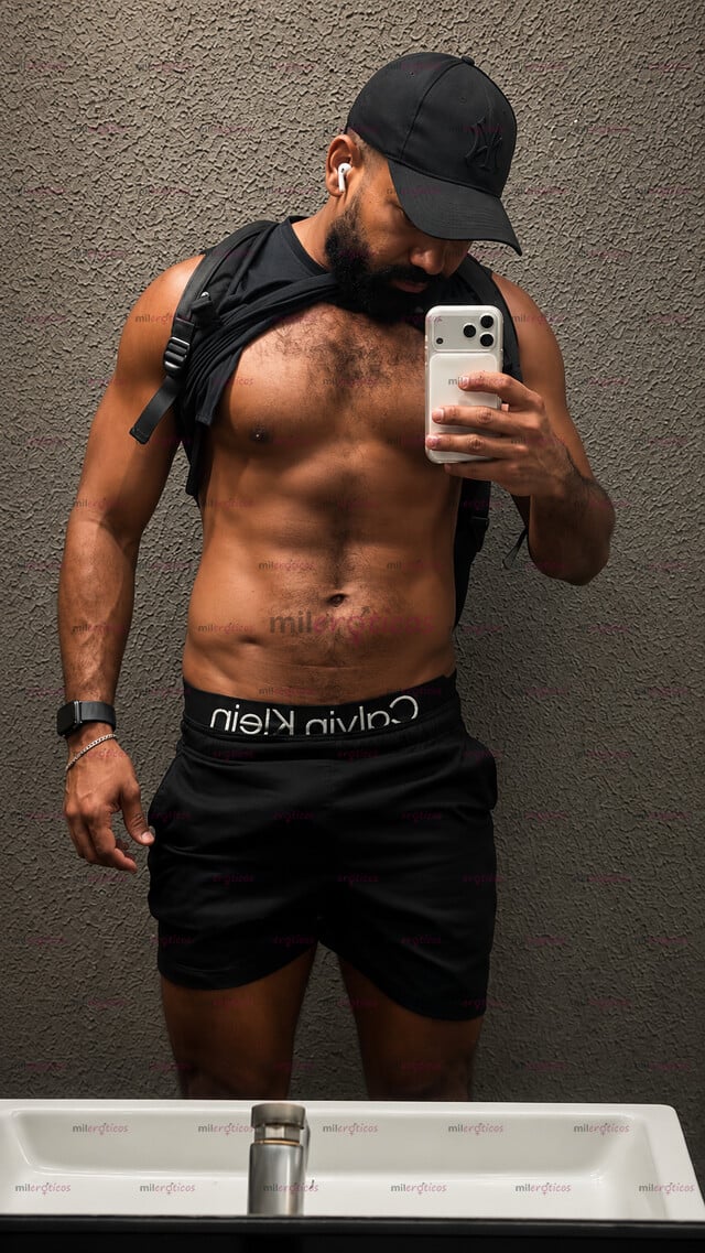 FOTOS DE NEGRO 22CM DISPONIBLE PARA PASAR UN RATO AGRADABLE. VIP.