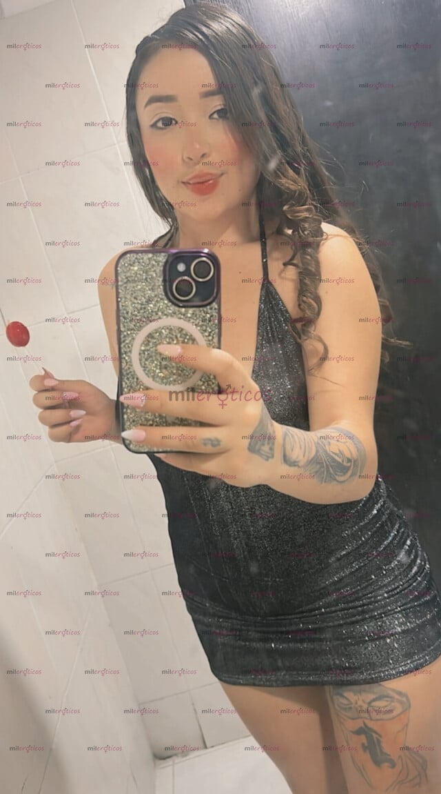FOTOS DE HOLA SOY LAURA UNA RIKA CHICA COLOMBIANA RECIÉN LLEGADA A PLAYA