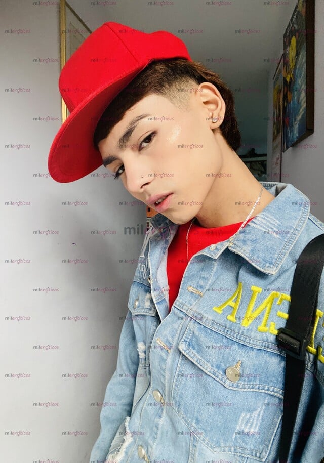 FOTOS DE HOLA!!, SOY CAMILO POLLITO DE 18 QUE BUSCA PASAR UN BUEN RATO