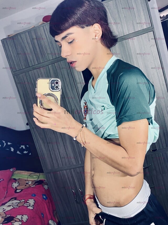 FOTOS DE HOLA!!, SOY CAMILO POLLITO DE 18 QUE BUSCA PASAR UN BUEN RATO