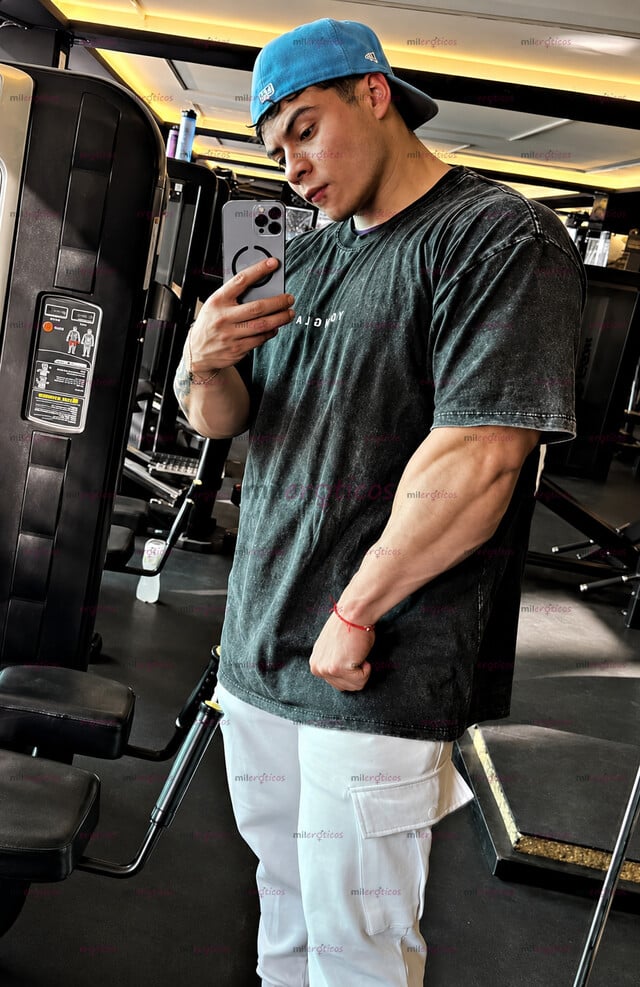 FOTOS DE BODYBUILDING, GUAPO, EDUCADO Y CALIENTE DISPONIBLE 24 7
