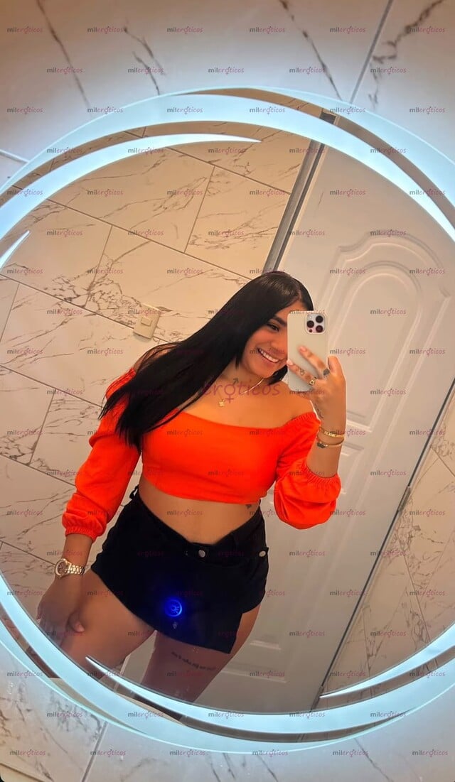 FOTOS DE APRETADITA TETONA Y CACHONDA DISPONIBLE BUENOS PRECIOS