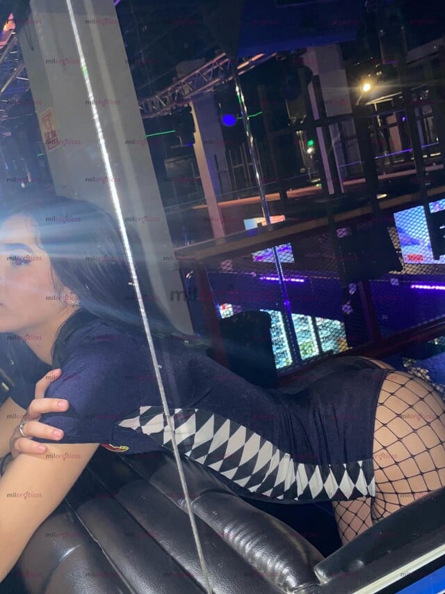 FOTOS DE FLAQUITA, BONITA Y DE MUY BUENA COMPAÑÍA.