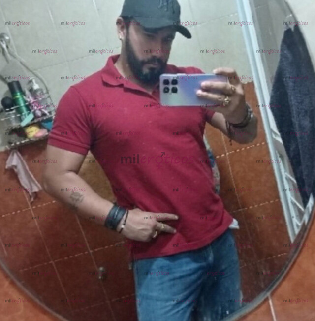 FOTOS DE MACHO TAPATÍO BARBÓN Y VARONIL MUY COMPLACIENTE