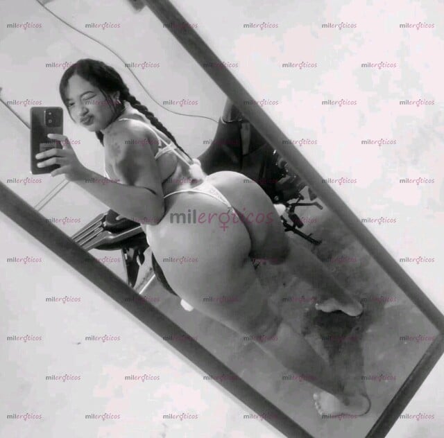 FOTOS DE SOY VALE, UNA PUTITA RICA, DÉJAME SACARTE TODA LA LECHE MIENTRAS DISFRUTAS DE MI