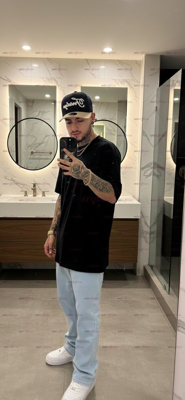FOTOS DE DE PASO MEN SEXY PARCHADO FULL MORBOSO CON GANAS DE PASARLA BIEN