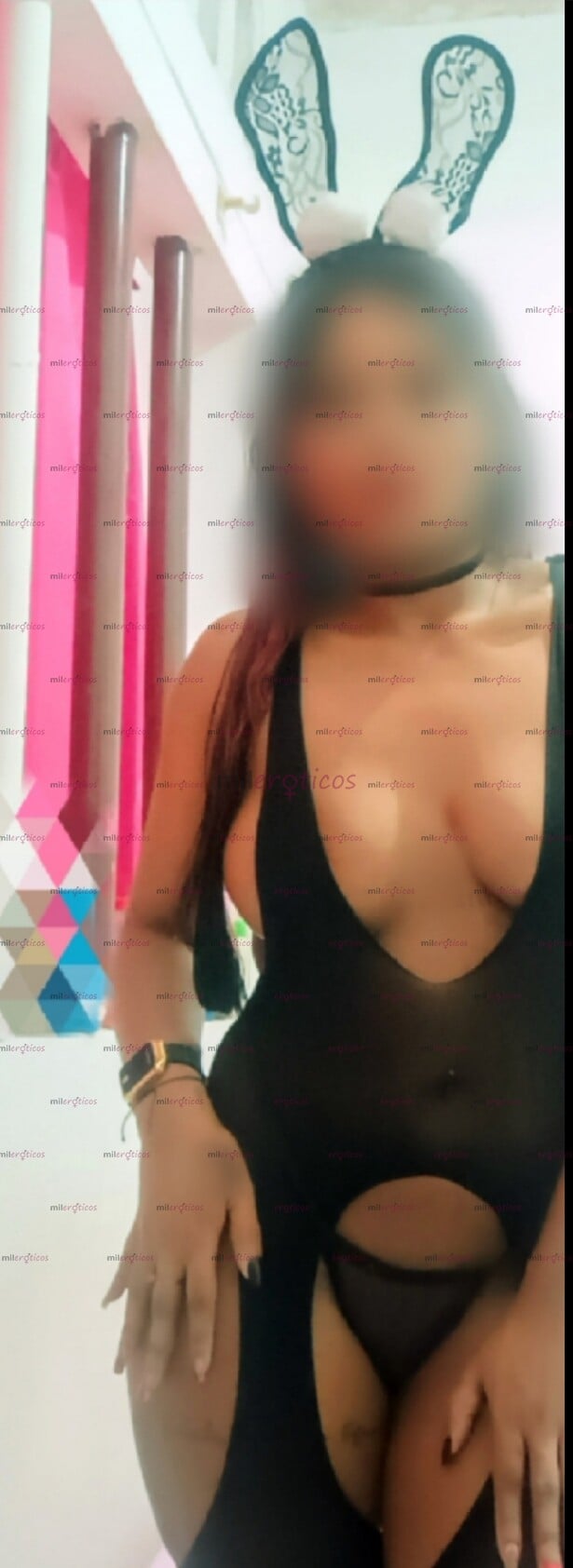 FOTOS DE HERMOSA MORENA LINDA DE CARA MUY COMPLACIENTE