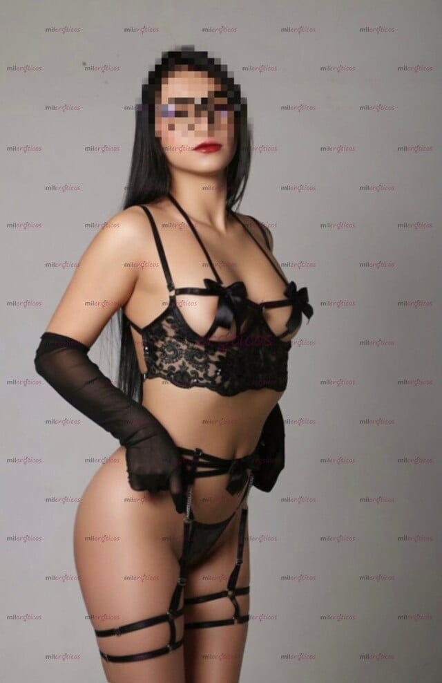FOTOS DE HERMOSA JOVEN DELGADA NATURAL CURVAS DELICIOSAS