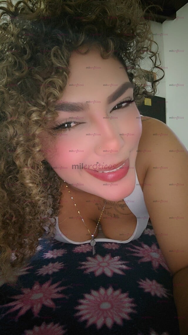 FOTOS DE POR PRIMERA VEZ LA DIOSA DEL ANAL VEN Y DELÉITATE