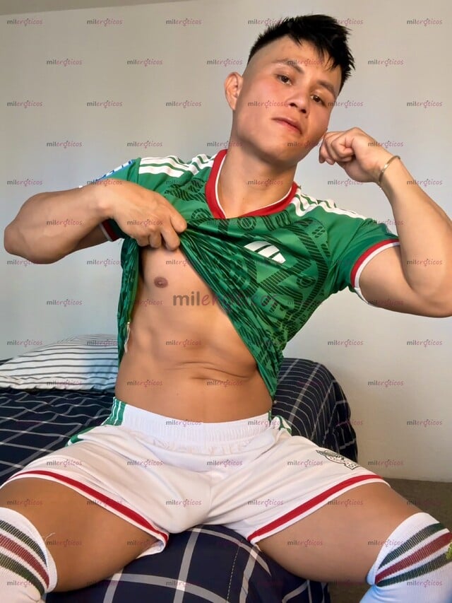 FOTOS DE FUTBOLISTA UNIVERSITARIO SOY ATENTO , CALIENTE Y COMPLACIENTE !