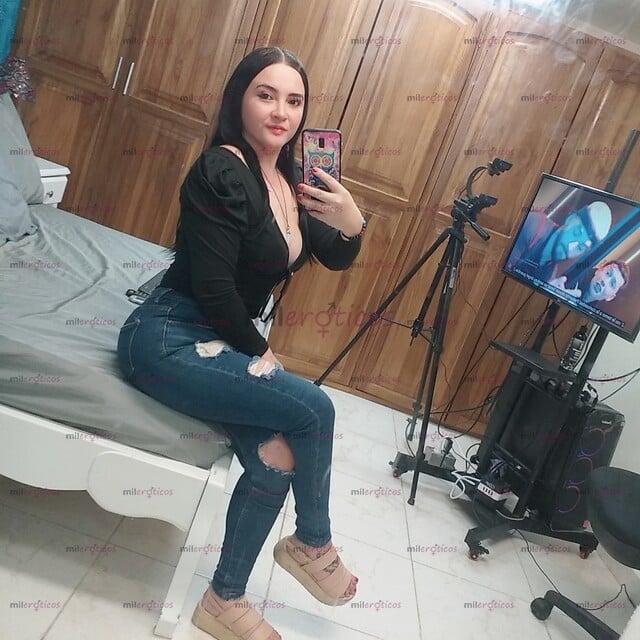 FOTOS DE HERMOSA DAMA EDUCADA SIN AFANES VEN Y DISFRUTEMOS A SOLAS