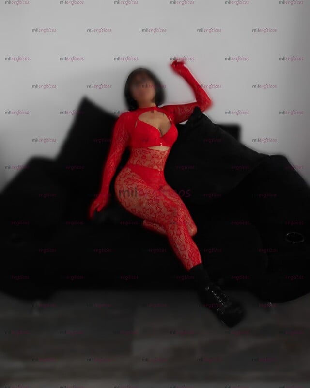 FOTOS DE LESLIE, QUIERO SACARTE LA LECHE A SENTONES PAPI, DAME TODA TU VERGA AMOR!