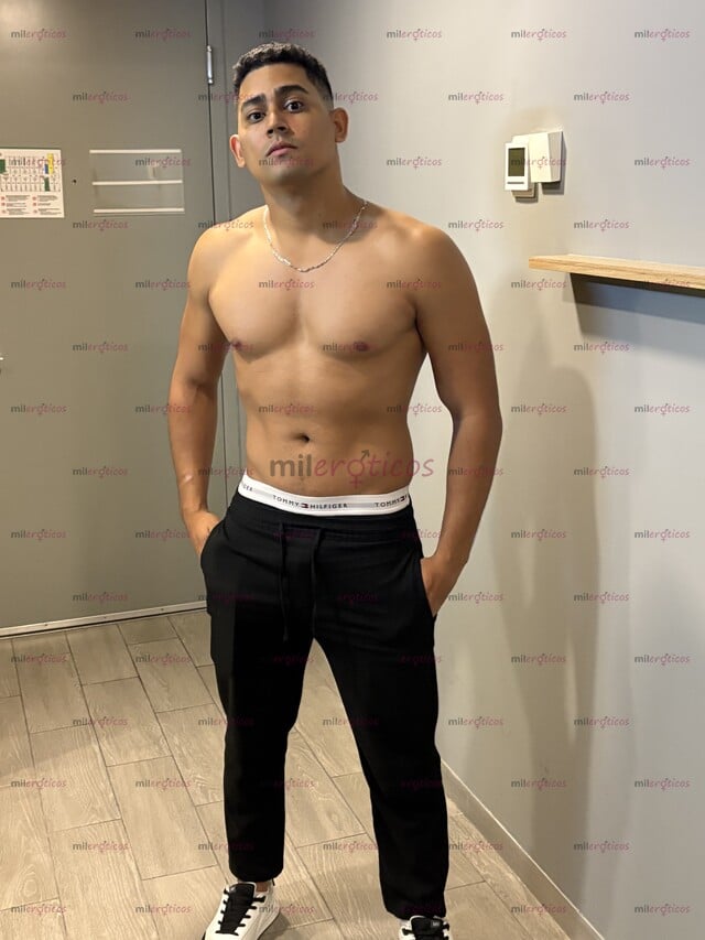 FOTOS DE EN MÉRIDASOLO POR HOY JOVEN HOT Y MUY ARRECHO VEN Y TEN LA MEJOR COGIDA CONMIGO