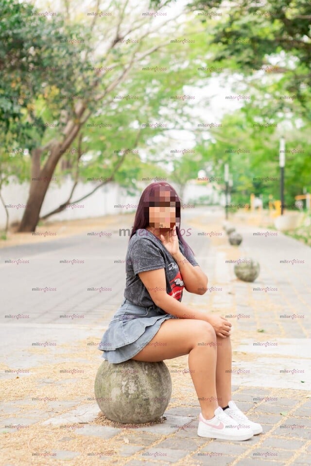 FOTOS DE ALEJANDRA 18 AÑOS SUPER DISPONIBLE PARA COMPLACERTE 100%LA CHICA DE LA FOTO