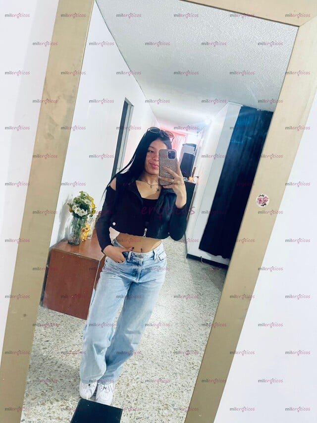FOTOS DE BONITA SENSUAL FLACQUITA DISPUESTA A COMPLACERTE