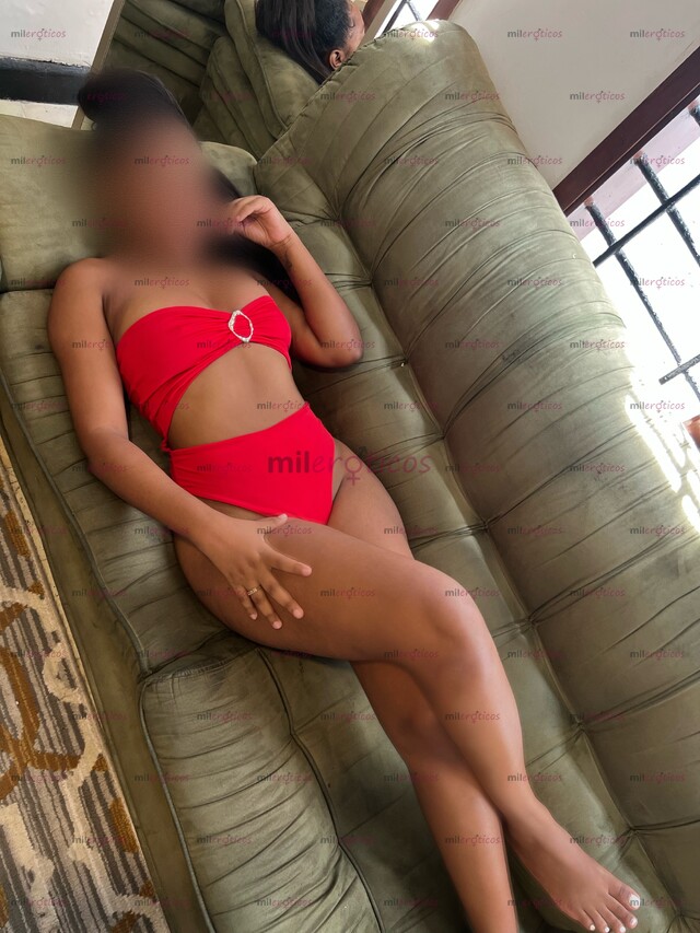 FOTOS DE S: HERMOSA NEGRA DE ÉBANO 19 AÑOS NUEVA Y DE PASO EN TU CIUDAD SOY CALIENTE
