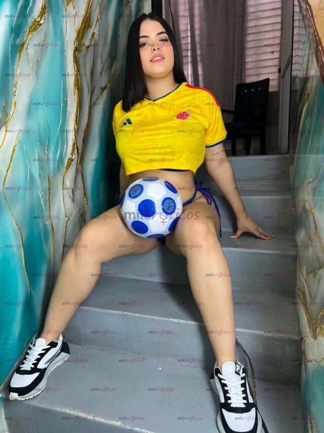 FOTOS DE CUERPO NATURAL QUIERES METER UN GOL.PIEL BLANCA COMPLACIENTE FOGOSA TU FANTASÍA