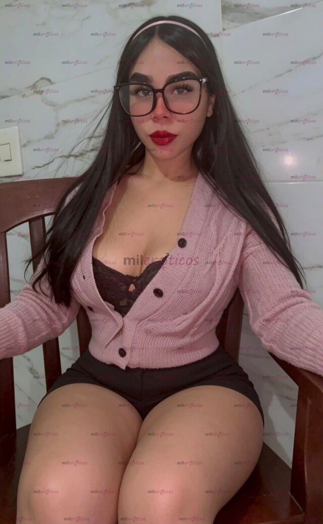 FOTOS DE MASAJISTA PROFECIANAL EROTICA CON MANOS DE ÁNGEL