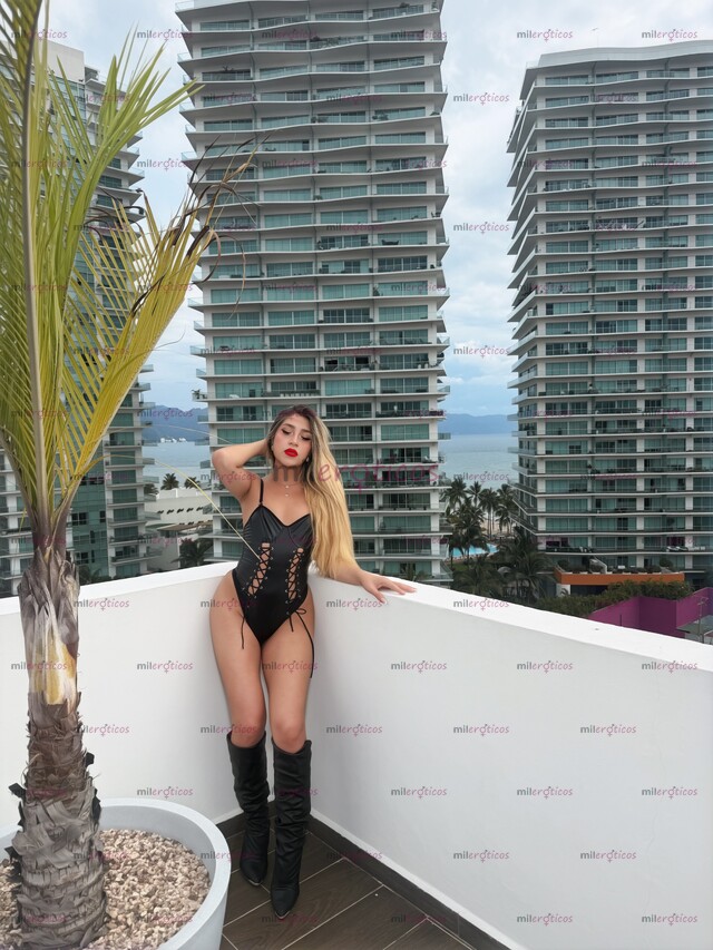 FOTOS DE NIÑA LISTA PARA CUMPLIR TUS FANTASÍAS DELI