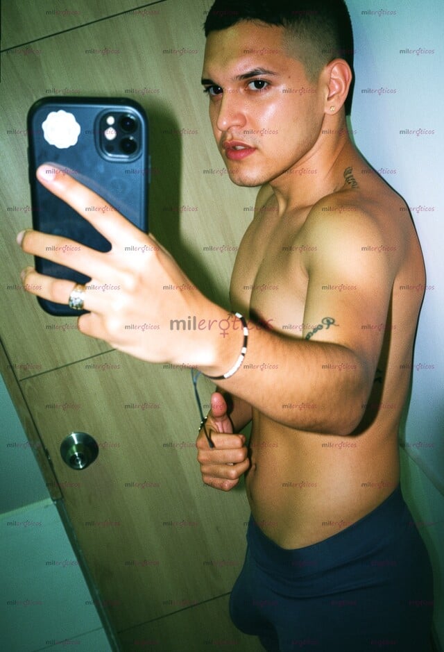 FOTOS DE JOVEN CALEÑO VERSATIL ARRECHO ÚLTIMOS DÍAS !!!