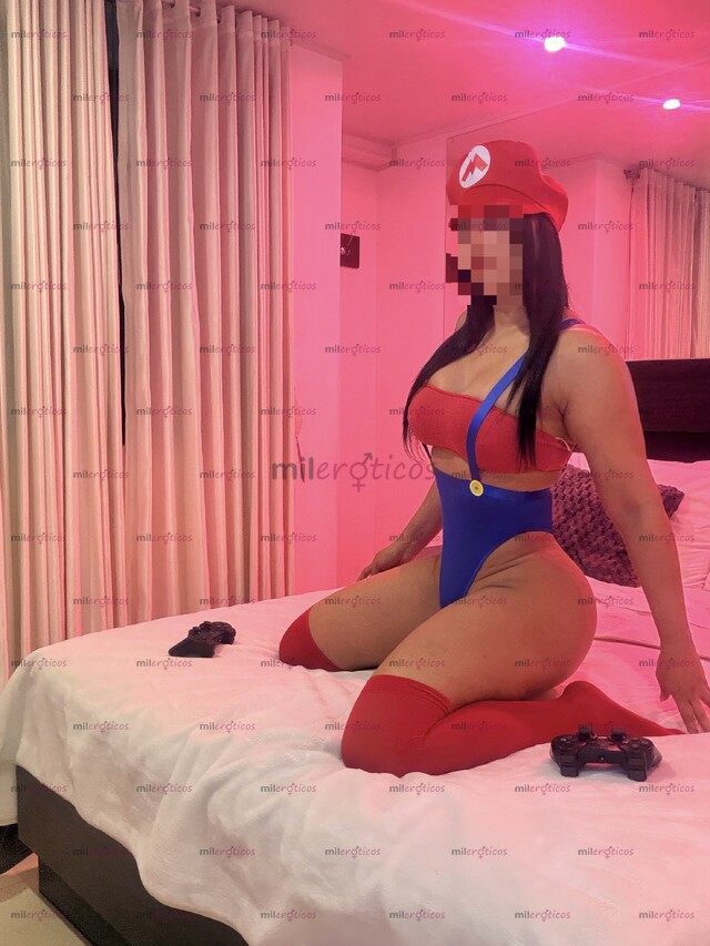 FOTOS DE LINDA PELINEGRA DE BUENAS CURVAS RICAS TETAS Y LINDA NALGAS NUEVA EN TU CIUDAD