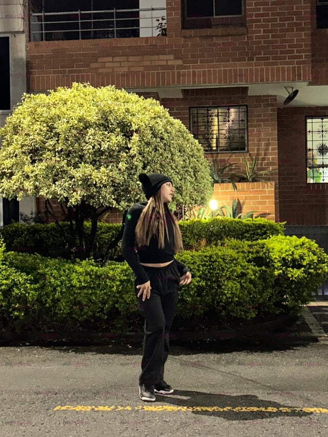 FOTOS DE LINA Y HERMOSA CHICA TRAN FEMENINA,NUEVA TONCES