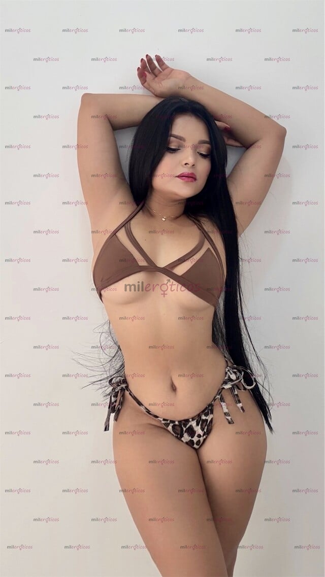 FOTOS DE JOVENCITA UNIVERSITARIA DE CABELLO NEGRO MUY COMPLACIENTE DE ROSTRO AN