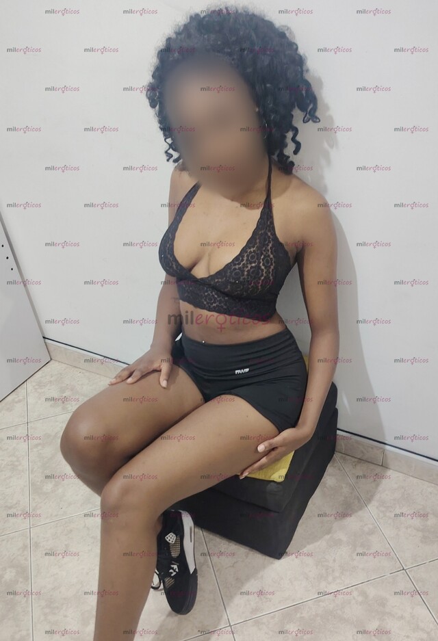 FOTOS DE DANNA QUIERO BRINDARTE EL MÁS RICO VEN AMOR ESTOY MOJADITA ESPERÁNDOTE