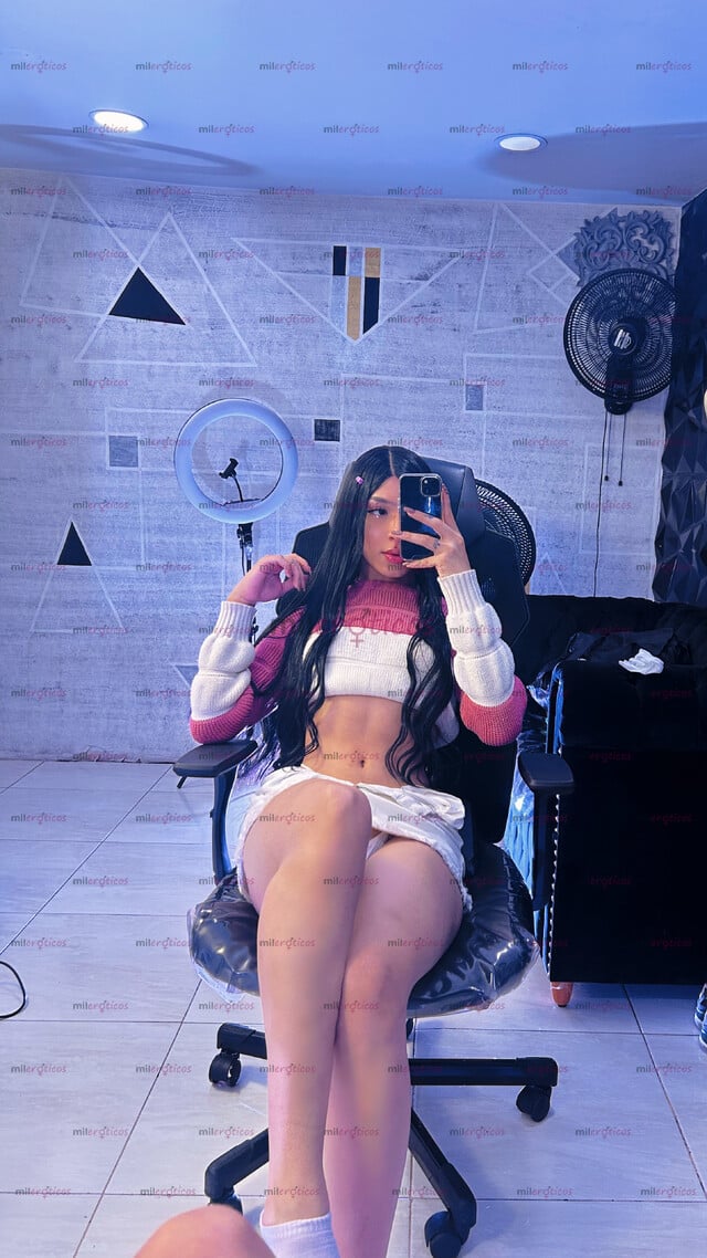FOTOS DE HOLA SOY KRISTAL, DISPUESTA A COMPLACERTE
