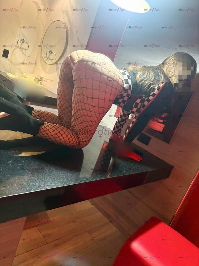 FOTOS DE SOLO PARA VERDADEROS PALADARES EXIGENTES, HERMOSA .....